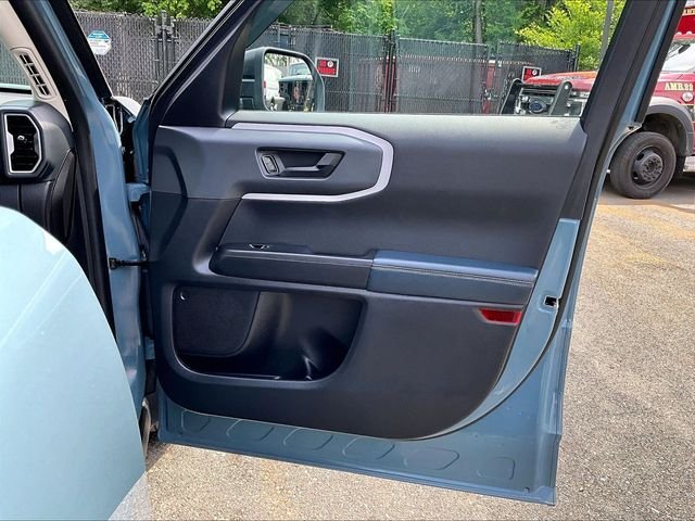 Used 2023  Ford Outer Banks image 19