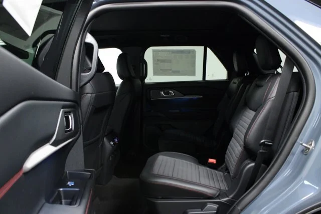 New 2026 Vapor Blue Metallic Ford ST-Line image 37