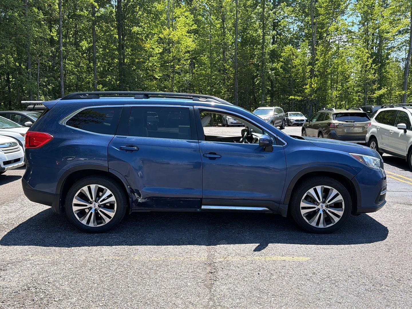 Used 2019 Abyss Blue Pearl Subaru Limited image 7