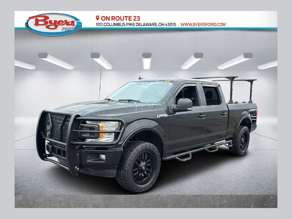 Used 2020 Black Ford XLT image 1