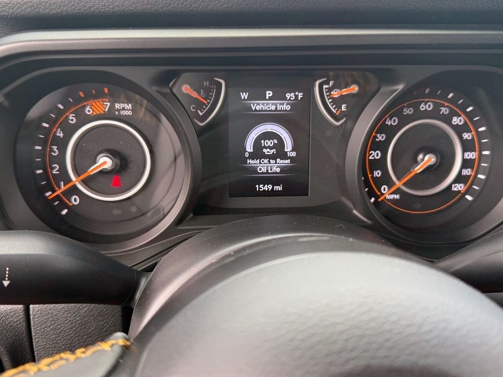 Used 2024 Black Jeep Sport S image 18
