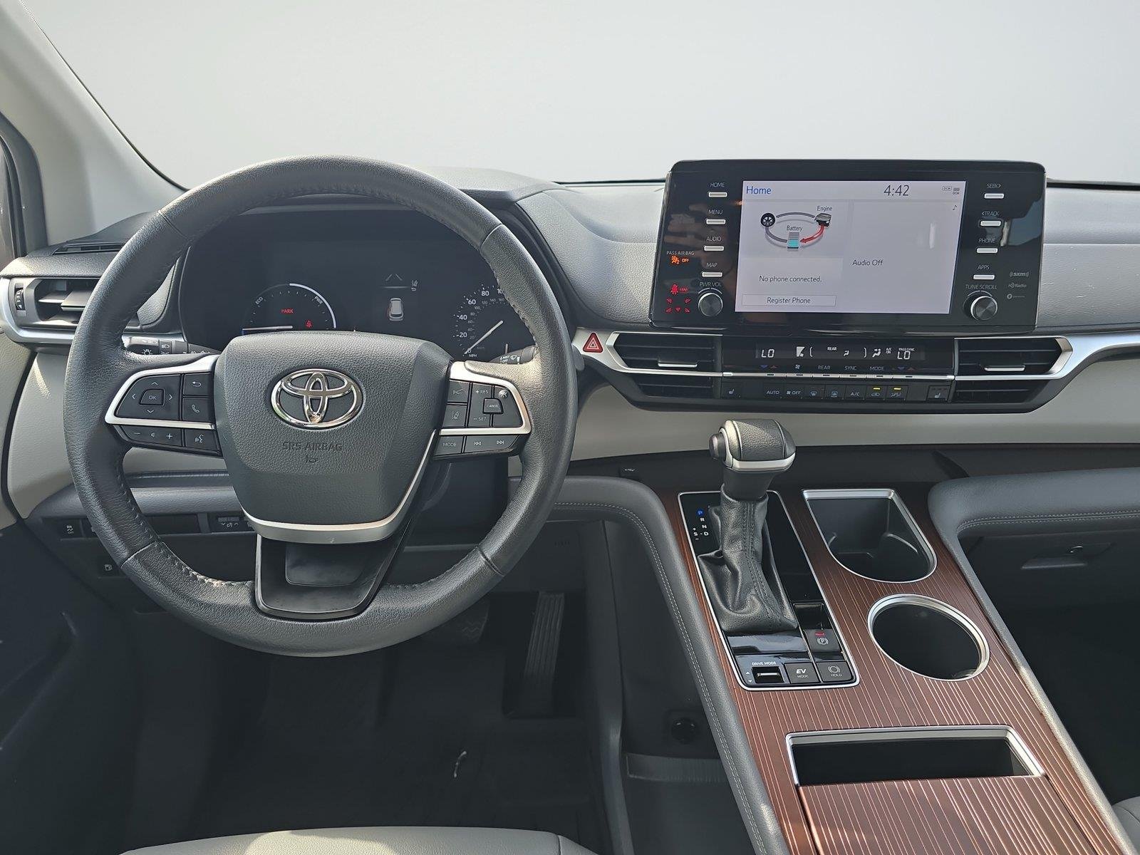 Used 2024 Predawn Gray Mica Toyota XLE image 9