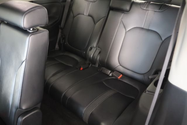 Used 2023 Platinum White Pearl Honda Touring image 22