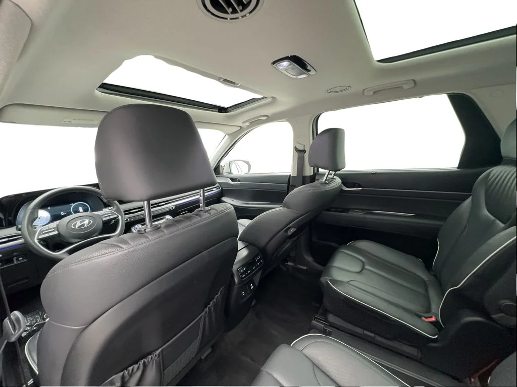 Used 2025 Silver Hyundai Limited image 24