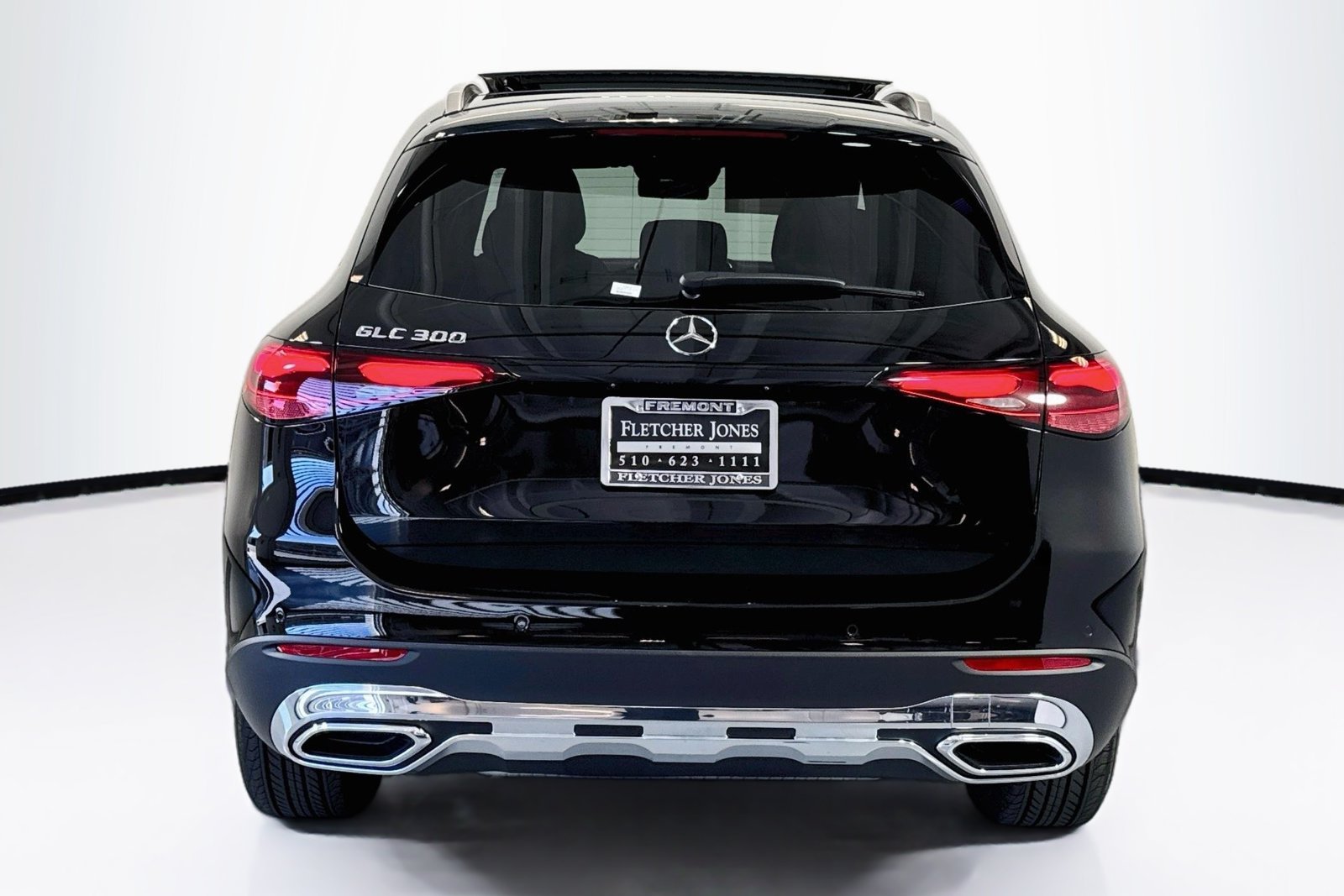 New 2026 Black Mercedes-Benz GLC 300 image 6