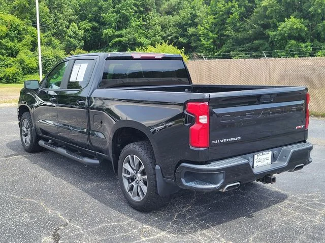 Used 2020  Chevrolet RST image 5