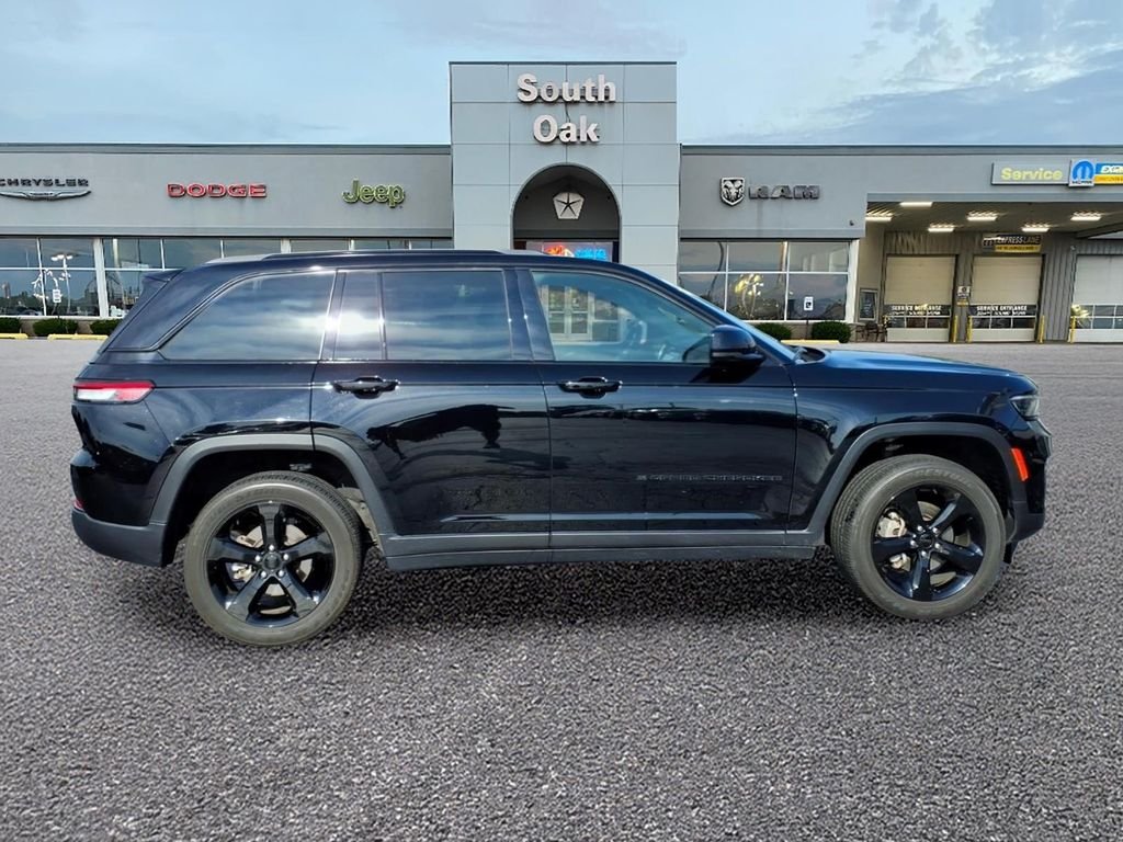 Certified Used 2024 Black Jeep Altitude X image 2