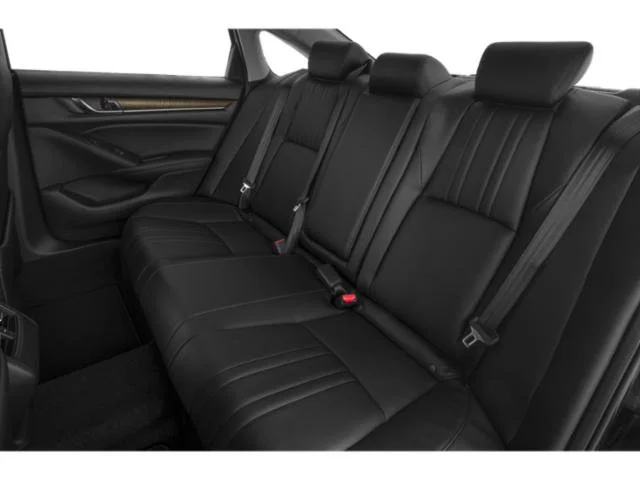 Used 2018  Honda Touring 1.5T image 14