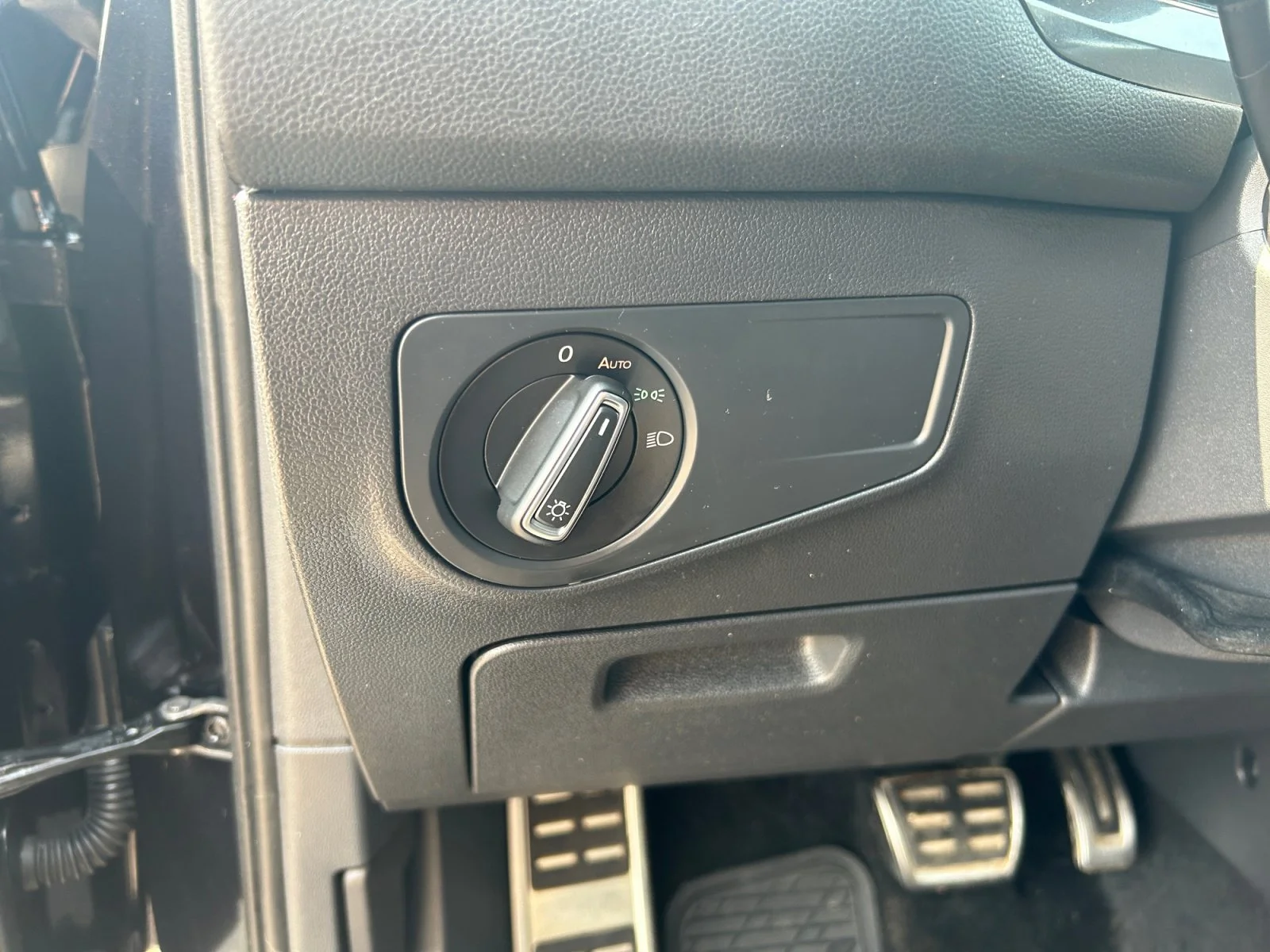 Used 2024 Black Volkswagen Comfortline R-Line Black Edition Leather Sunroof Navigation image 16