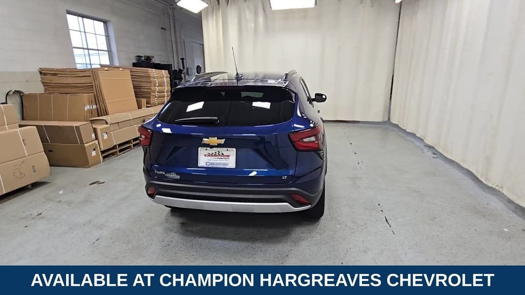 2024 Chevrolet Trax LT - Photo 10