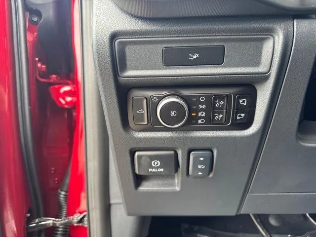New 2026 Ruby Red Metallic Tinted Clearcoat Ford Lariat image 19