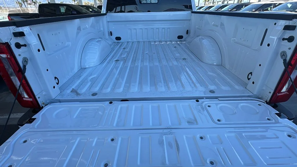 New 2026 Oxford White Ford F-250® XL image 18