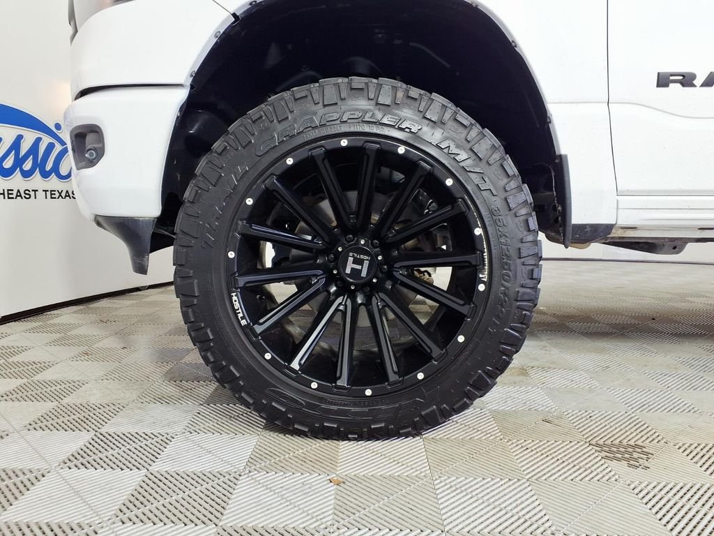 Used 2020 White Ram Big Horn/Lone Star image 8