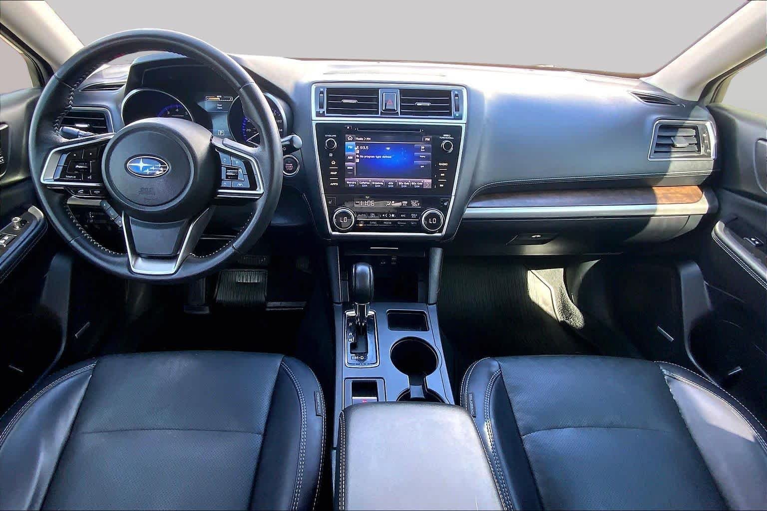Used 2018 Twilight Blue Metallic Subaru Limited image 13