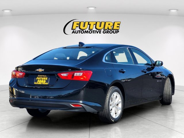Used 2025 Black Chevrolet LT image 4