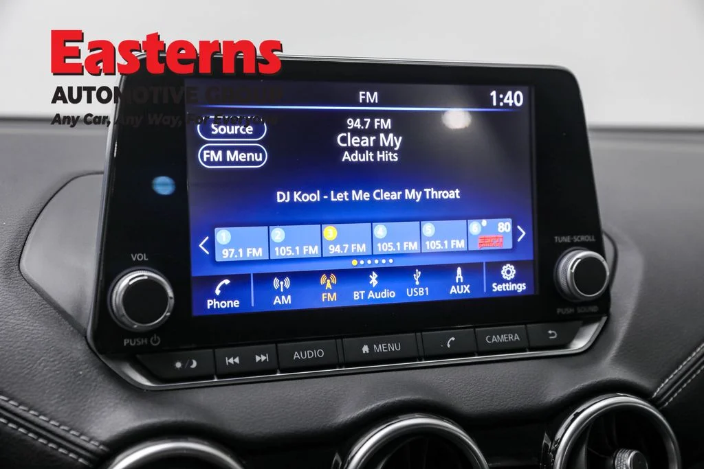 Used 2021 Blue Nissan SV image 18