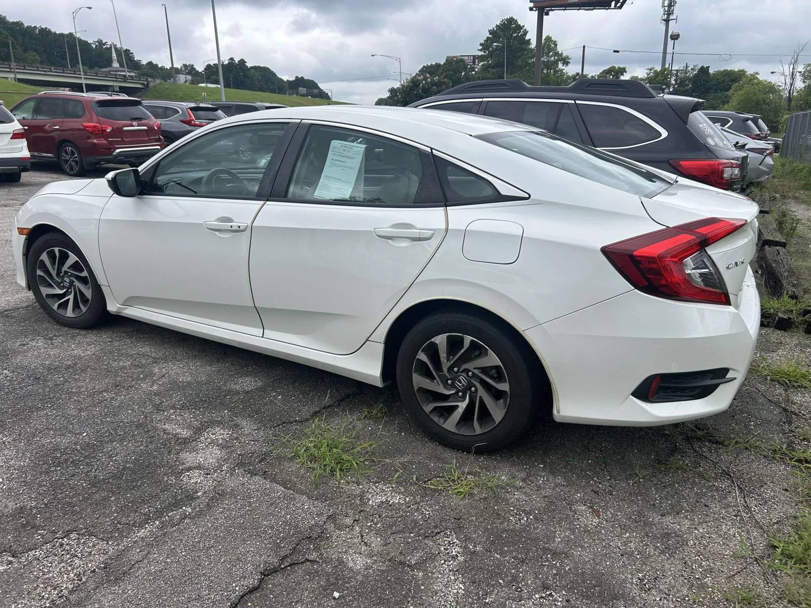 Certified Used 2022 Crystal Black Pearl Honda SI image 3