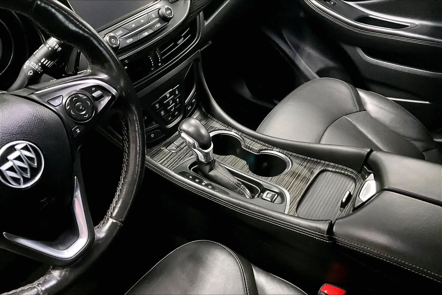 Used 2017 Ebony Twilight Metallic Buick Essence image 14