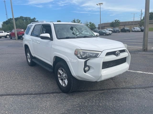 Used 2014 White Toyota SR5 image 1