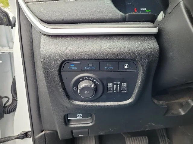 Used 2024 White Jeep 4xe image 23