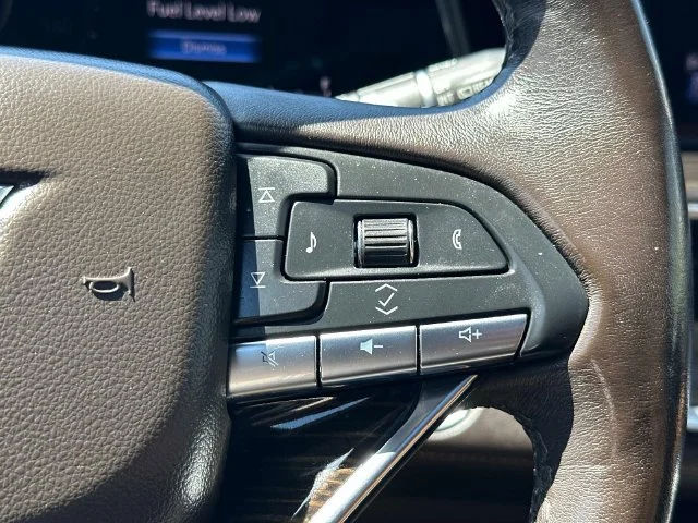 Used 2021 White Cadillac Premium Luxury image 27