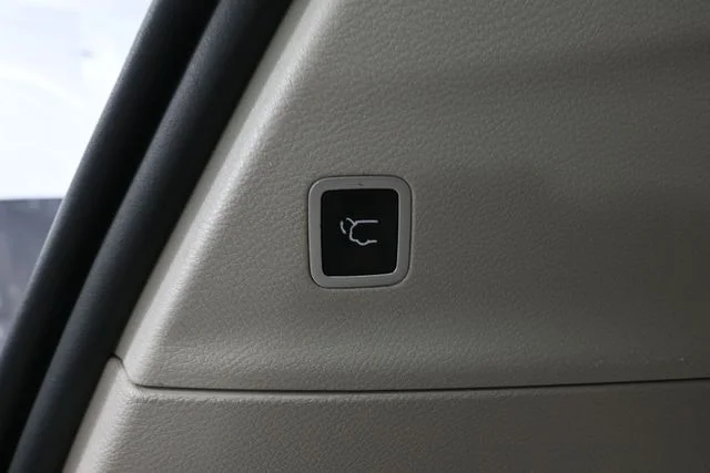 2020 Chrysler Pacifica Limited - Photo 43