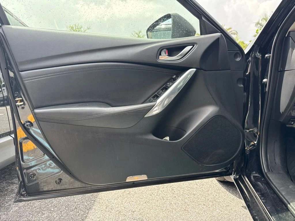 Used 2015 Jet Black Mica Mazda i Touring image 17