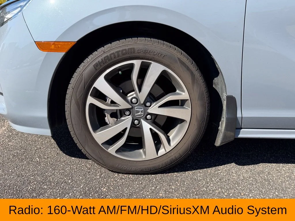 Used 2024  Honda Touring image 11
