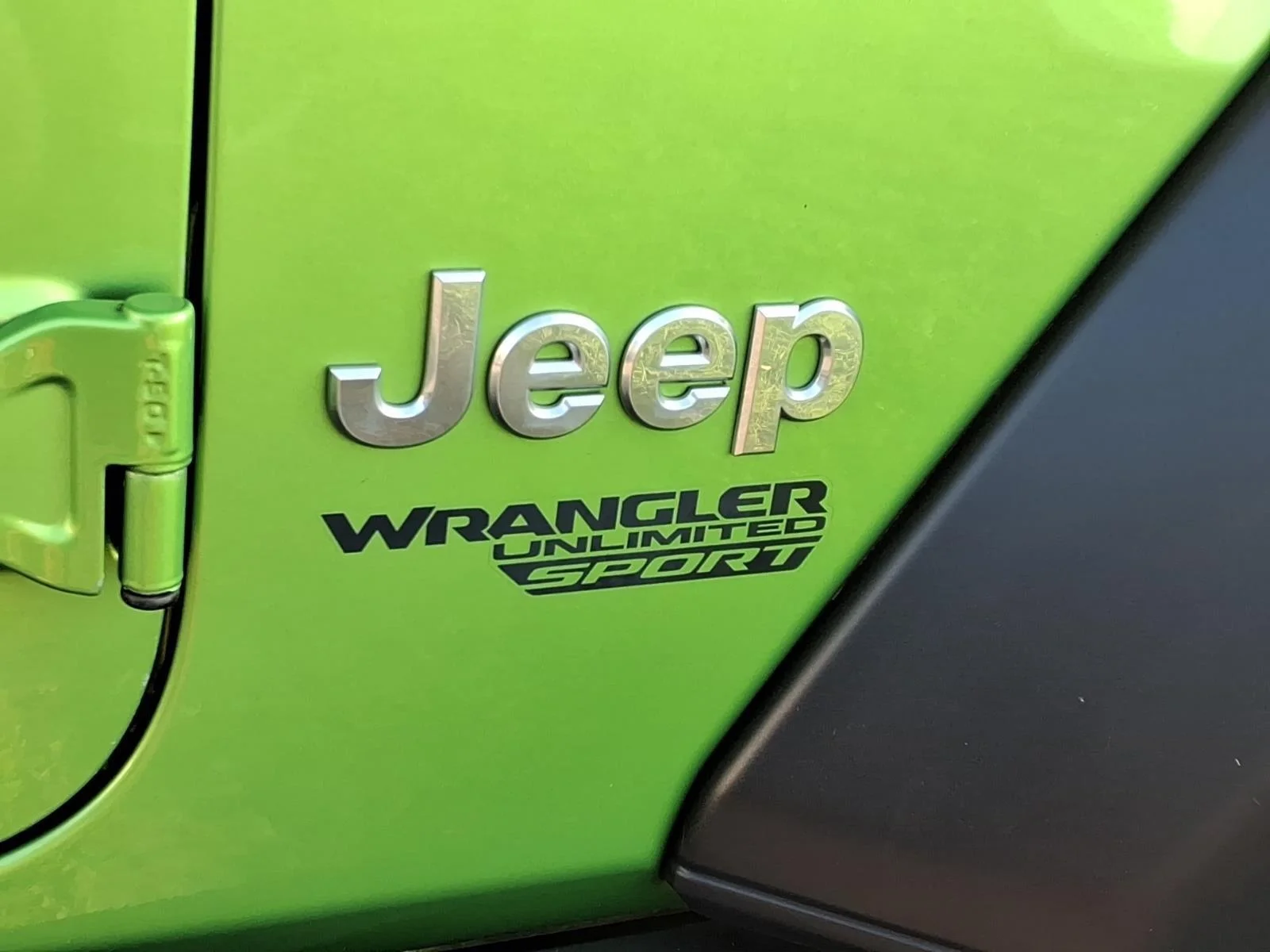 Used 2019 Mojito! Clearcoat Jeep Sport S image 6