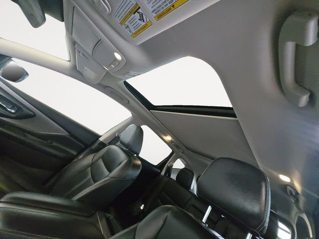 Used 2024 Gray Nissan SV image 12