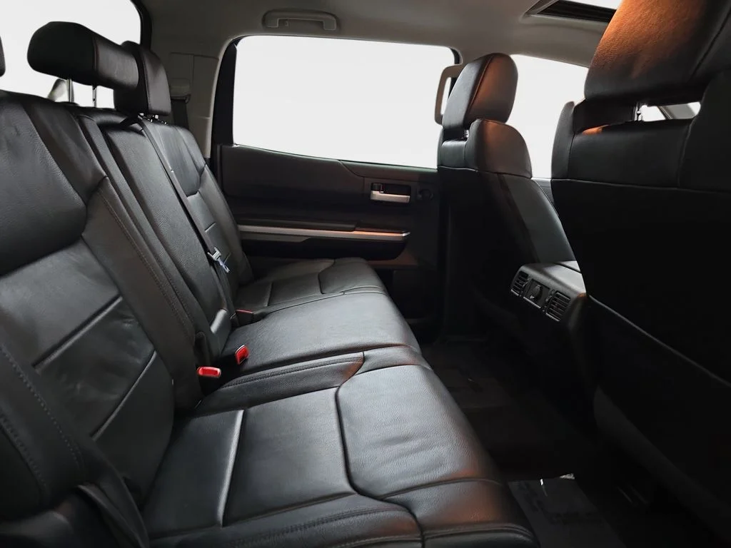 Used 2017  Toyota Limited image 13
