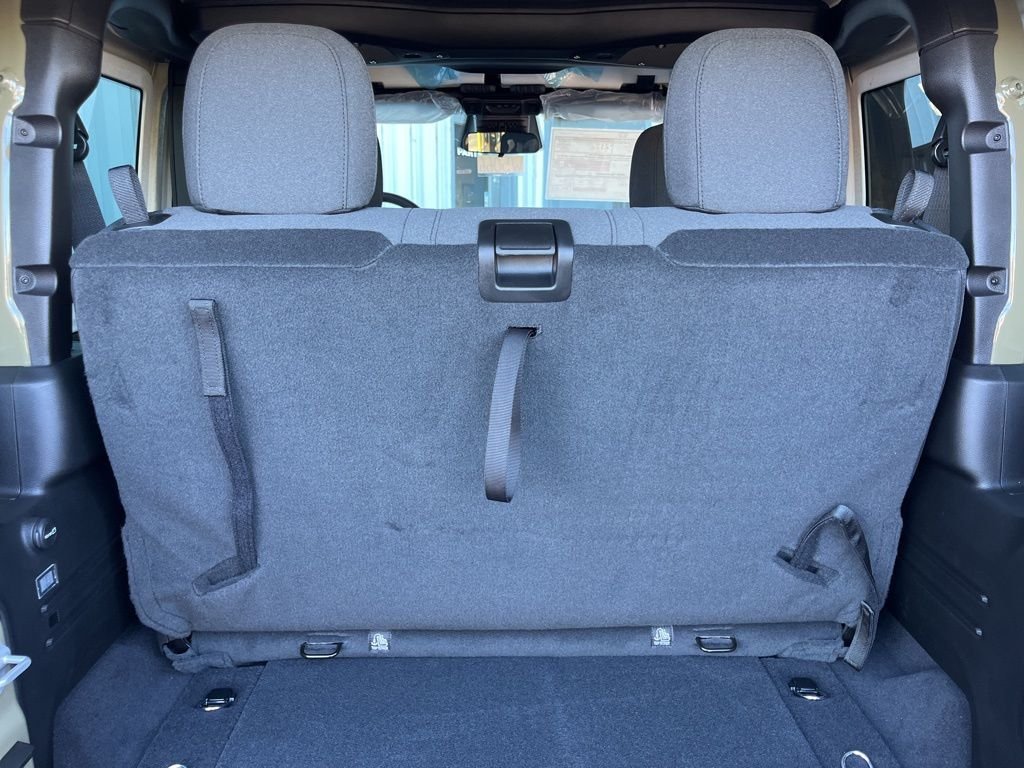 2026 Jeep Wrangler 2-Door Rubicon - Photo 43