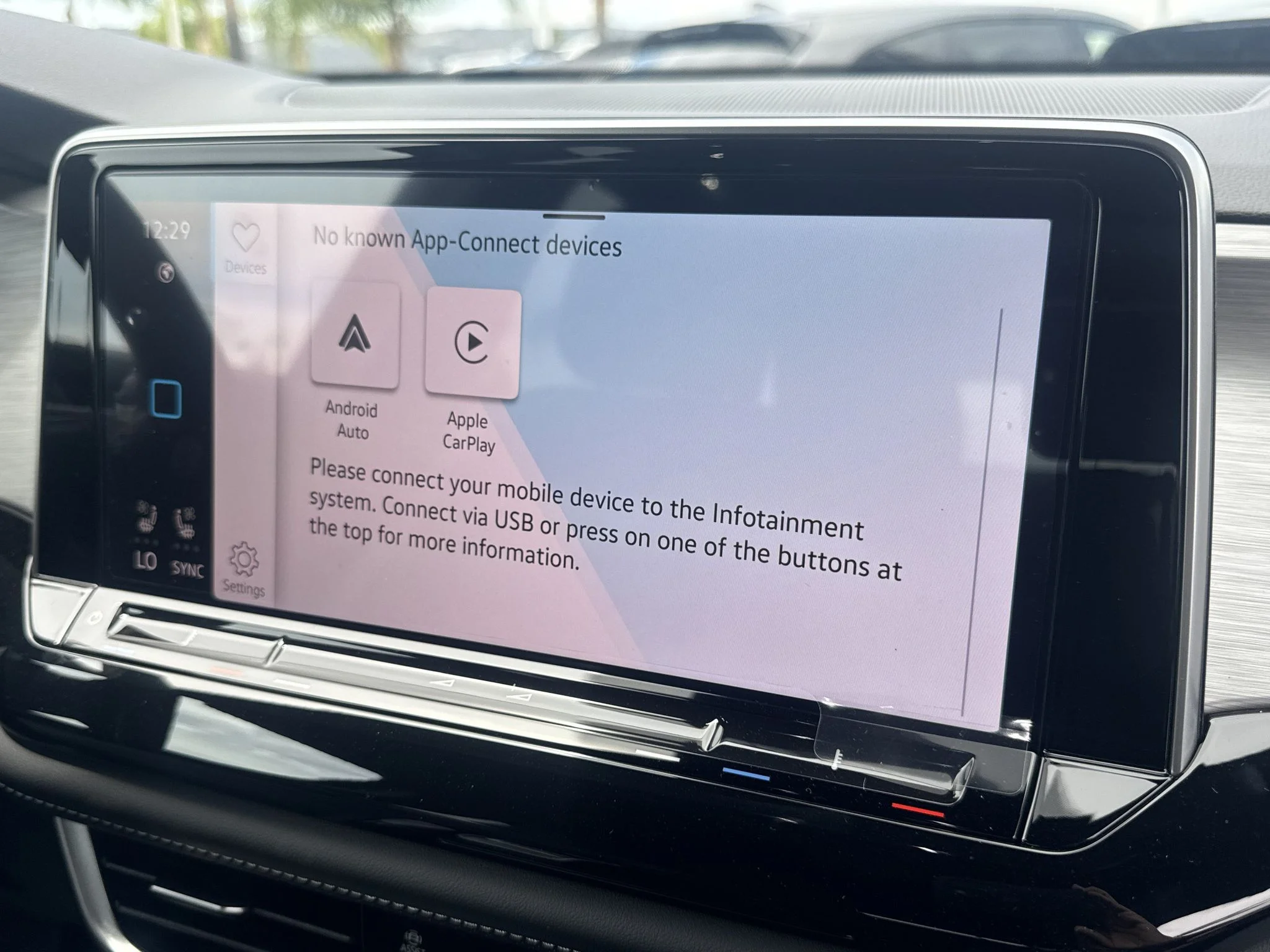 New 2026 Deep Black Pearl Volkswagen 2.0T SE w/Technology image 25