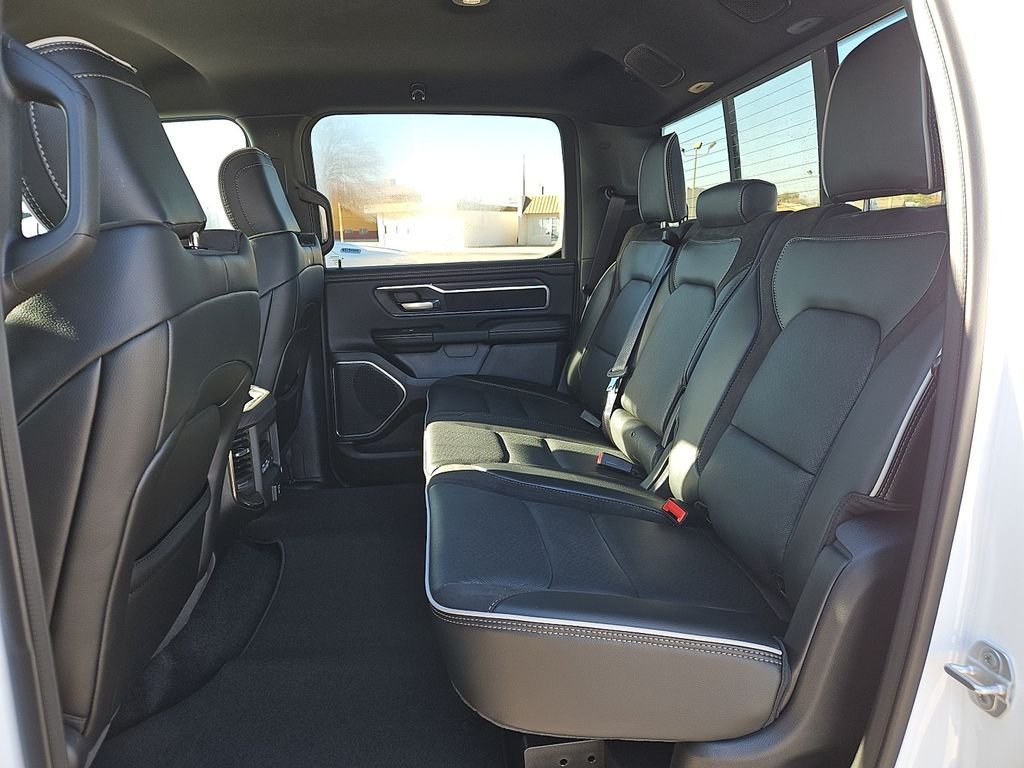 2026 RAM 1500 Laramie - Photo 11