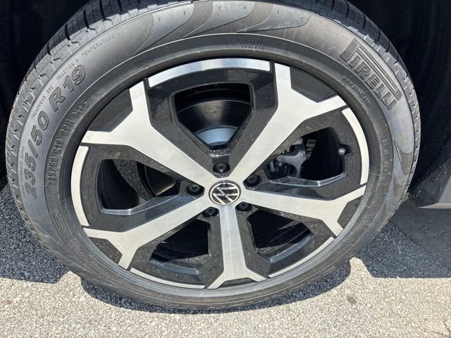 New 2026 Monterey Blue Pearl Volkswagen 2.0T SE image 3