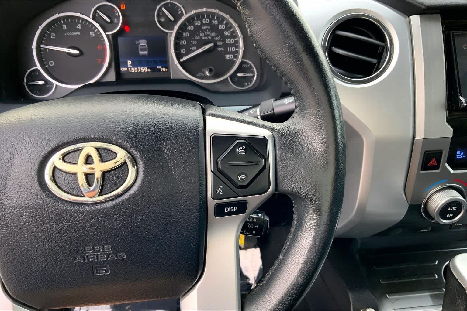 Used 2016 Super White Toyota Platinum image 22