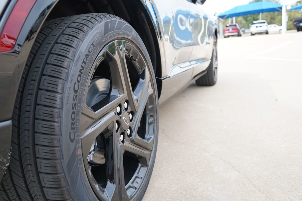 2025 Chevrolet Equinox EV RS - Photo 8