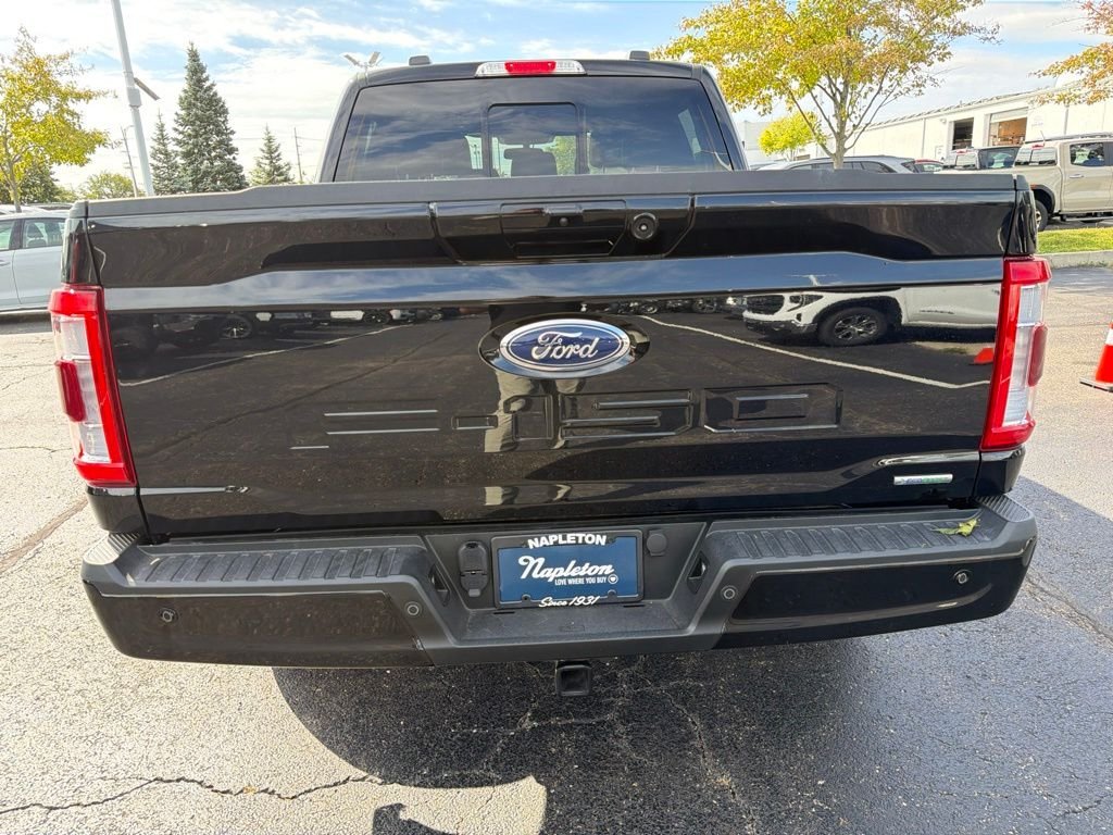 Used 2022 Black Ford Lariat image 6
