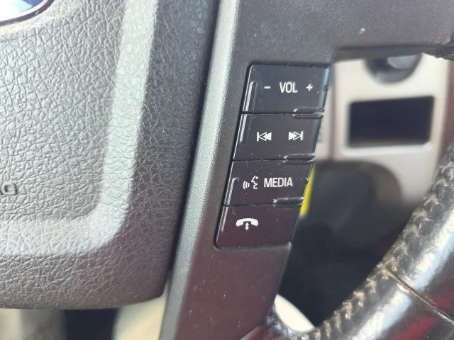 Used 2013 White Platinum Clearcoat Metallic Ford Lariat image 15