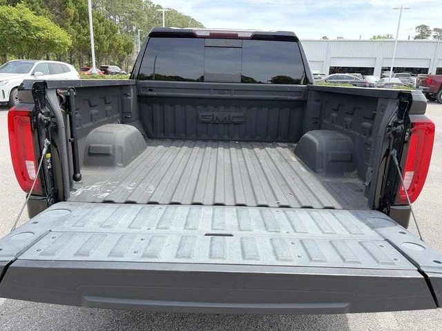Used 2019 Black GMC SLT image 8