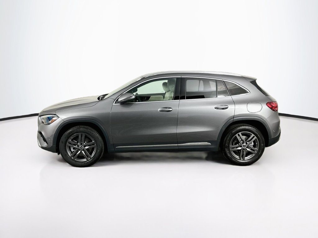 New 2026 Mountain Grey Metallic Mercedes-Benz GLA 250 image 33