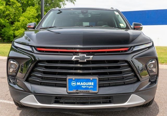 Used 2024 Black Chevrolet LT image 3