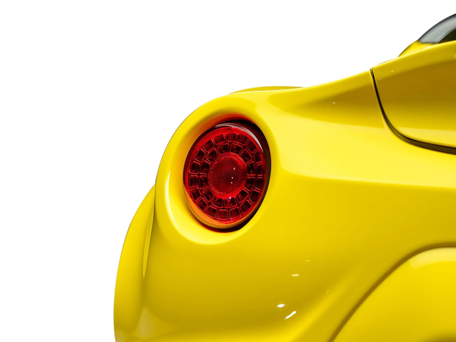 Used 2016 Yellow Alfa Romeo Base image 18