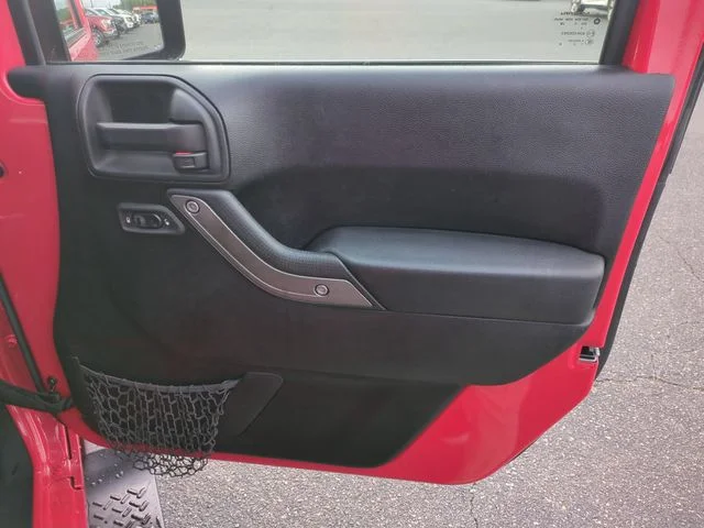 Used 2016 Red Jeep Unlimited Sport image 30
