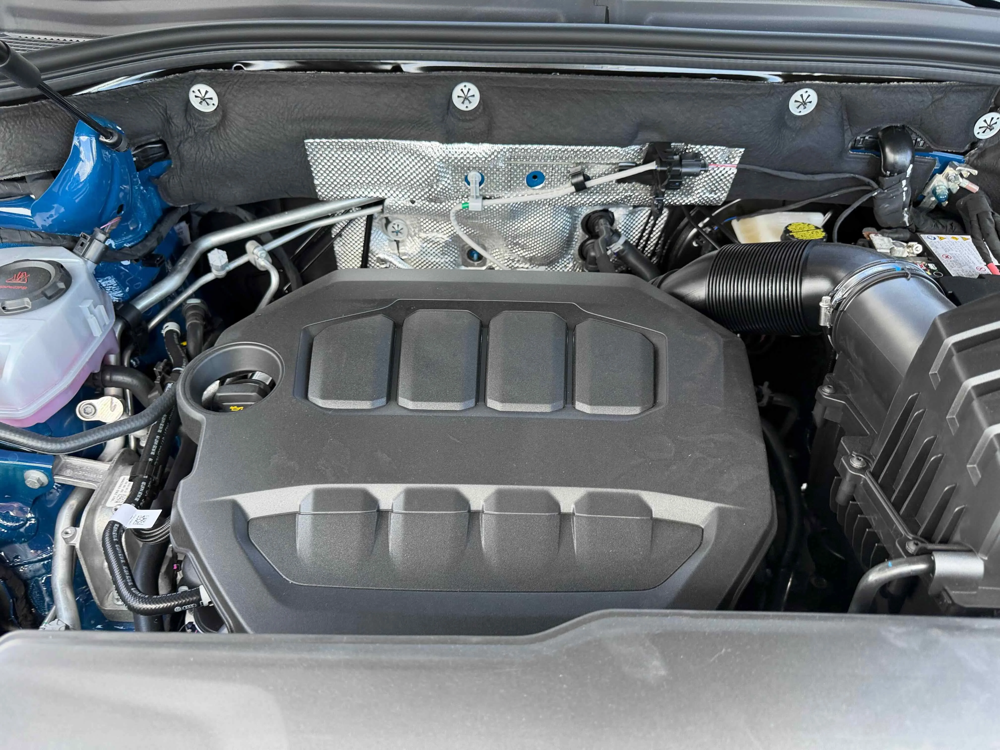 New 2026 Blue Volkswagen 2.0T SEL Premium R-Line image 32