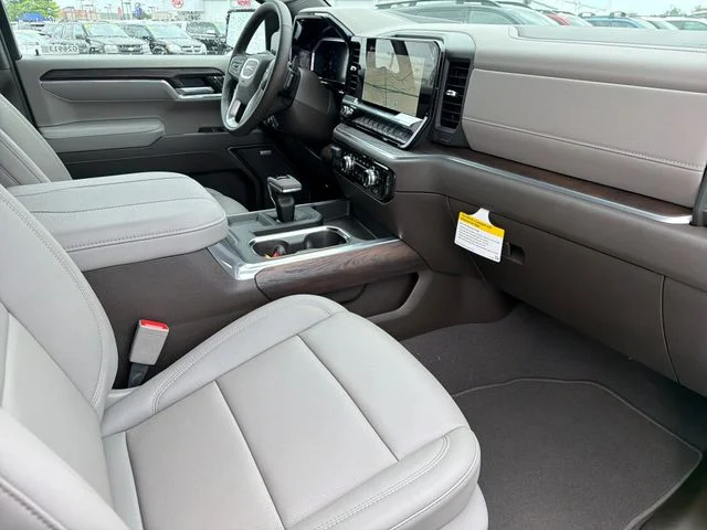 2026 GMC Sierra 1500 SLT - Photo 22
