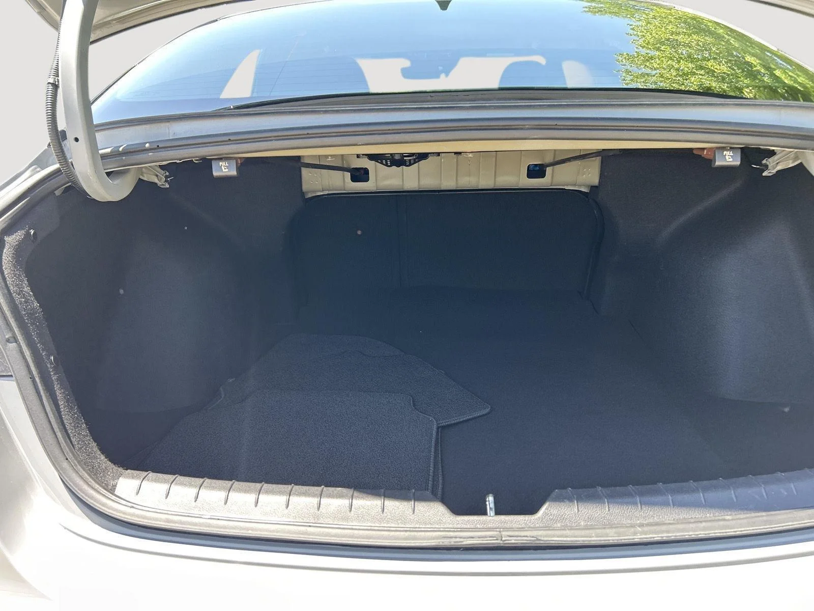 Used 2023 GRAY Kia GT image 11