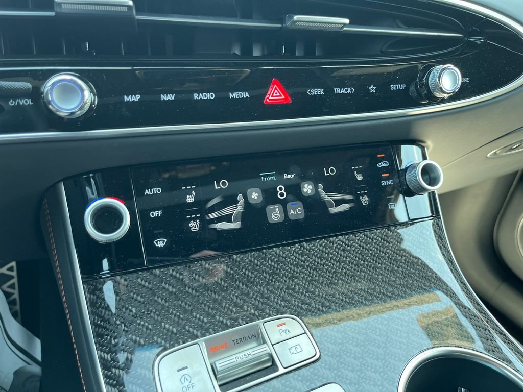 2026 GENESIS GV70 Sport Prestige - Photo 19