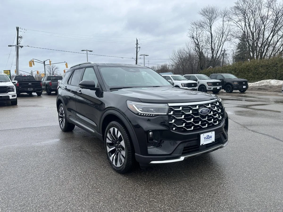 New 2026 Black Ford Platinum image 3