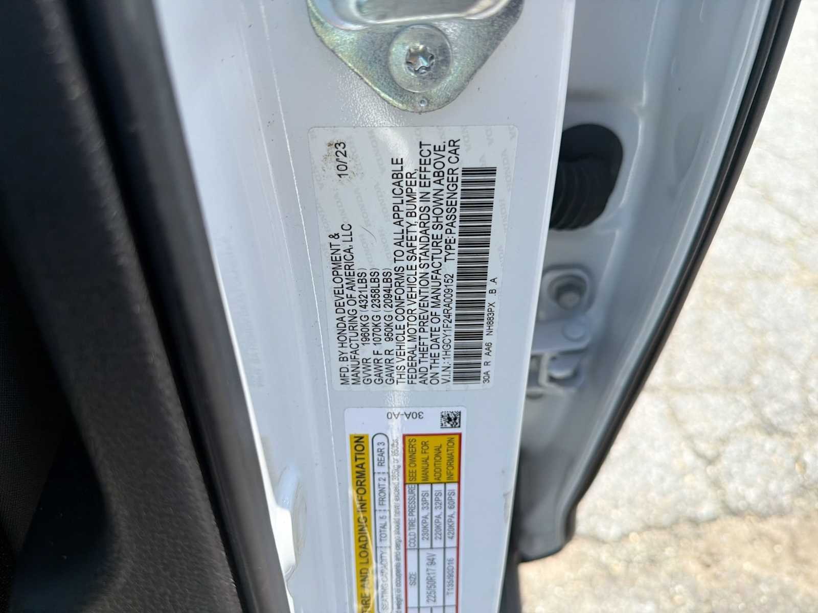 Certified Used 2024 Platinum White Pearl Honda LX image 33